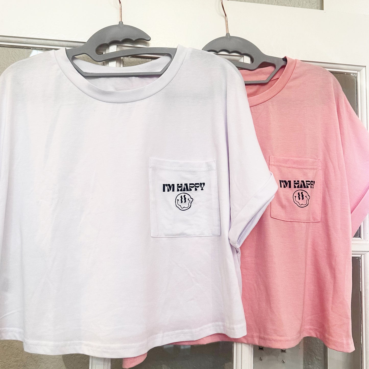 Smile. Crop top white